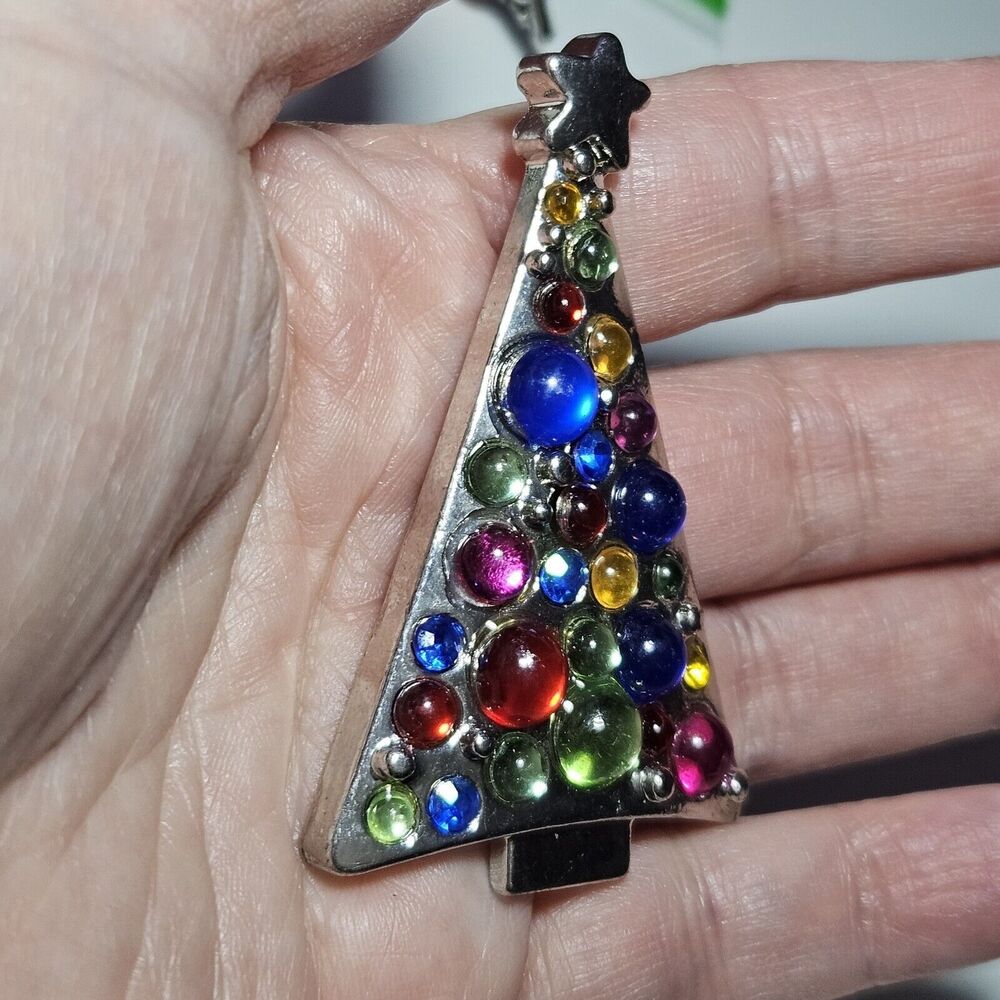VTG Multi Color Glass Rhinestone Ornaments Christmas Tree Silver Tone Brooch - Picture 4 of 9